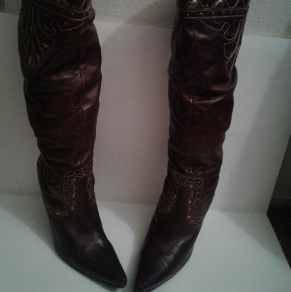 Dollhouse Sexy Boots - Picture 1 of 8